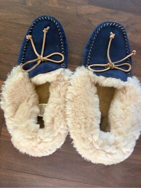 Women's Navy Suede Moccasin Slippers with Cream Shearling Lining